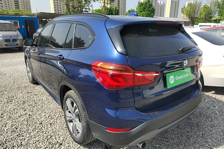 BMW X1 2018 #5 BMW X1 2018 car image #5