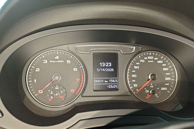 Audi Q3 2017 #16 Audi Q3 2017 car image #16