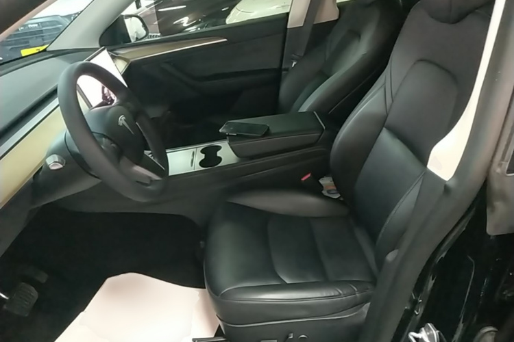 Tesla Model Y 2022 #19 Tesla Model Y 2022 immagine di auto #19