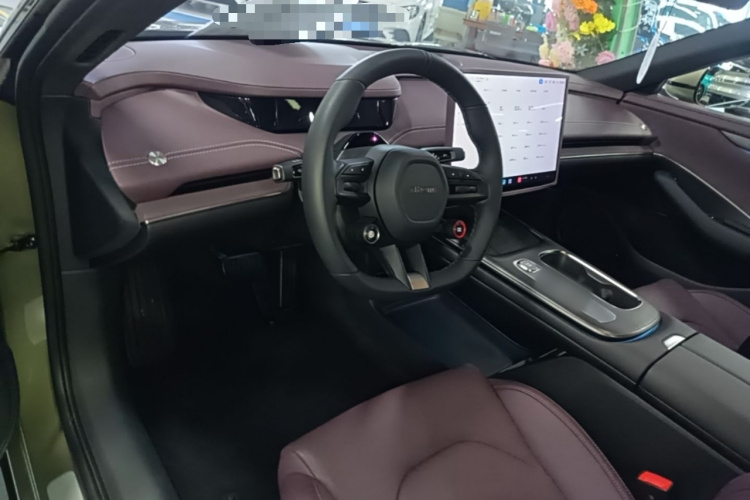 MI SU7 2024 car image #11