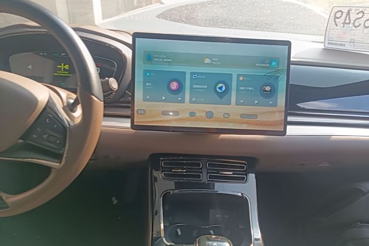 BYD Han 2021 car image #17