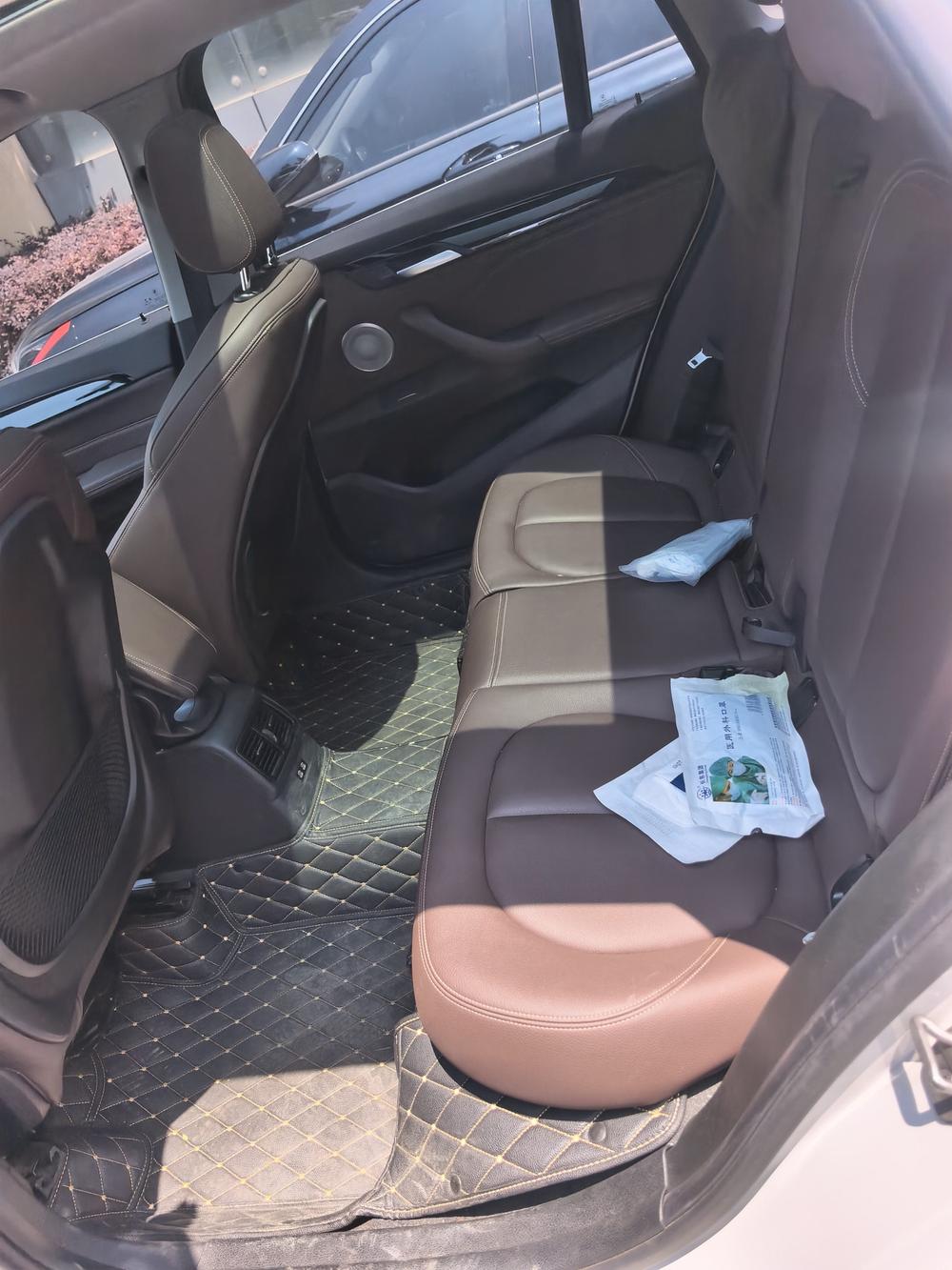 BMW X1 2022 car image #9