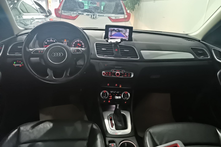 Audi Q3 2016 #10 Audi Q3 2016 immagine di auto #10