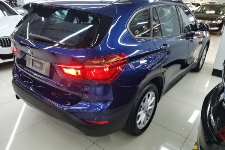 BMW X1 2017 #7 BMW X1 2017 car image #7