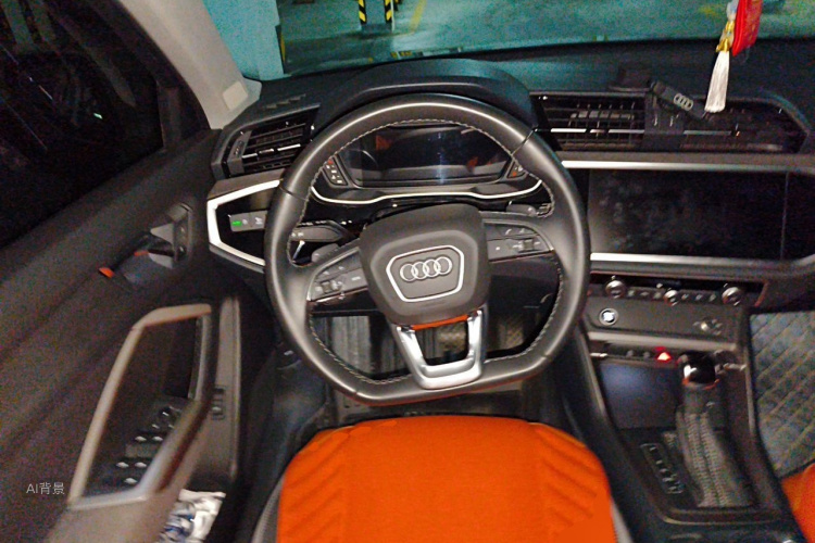 Audi Q3 2023 car image #12