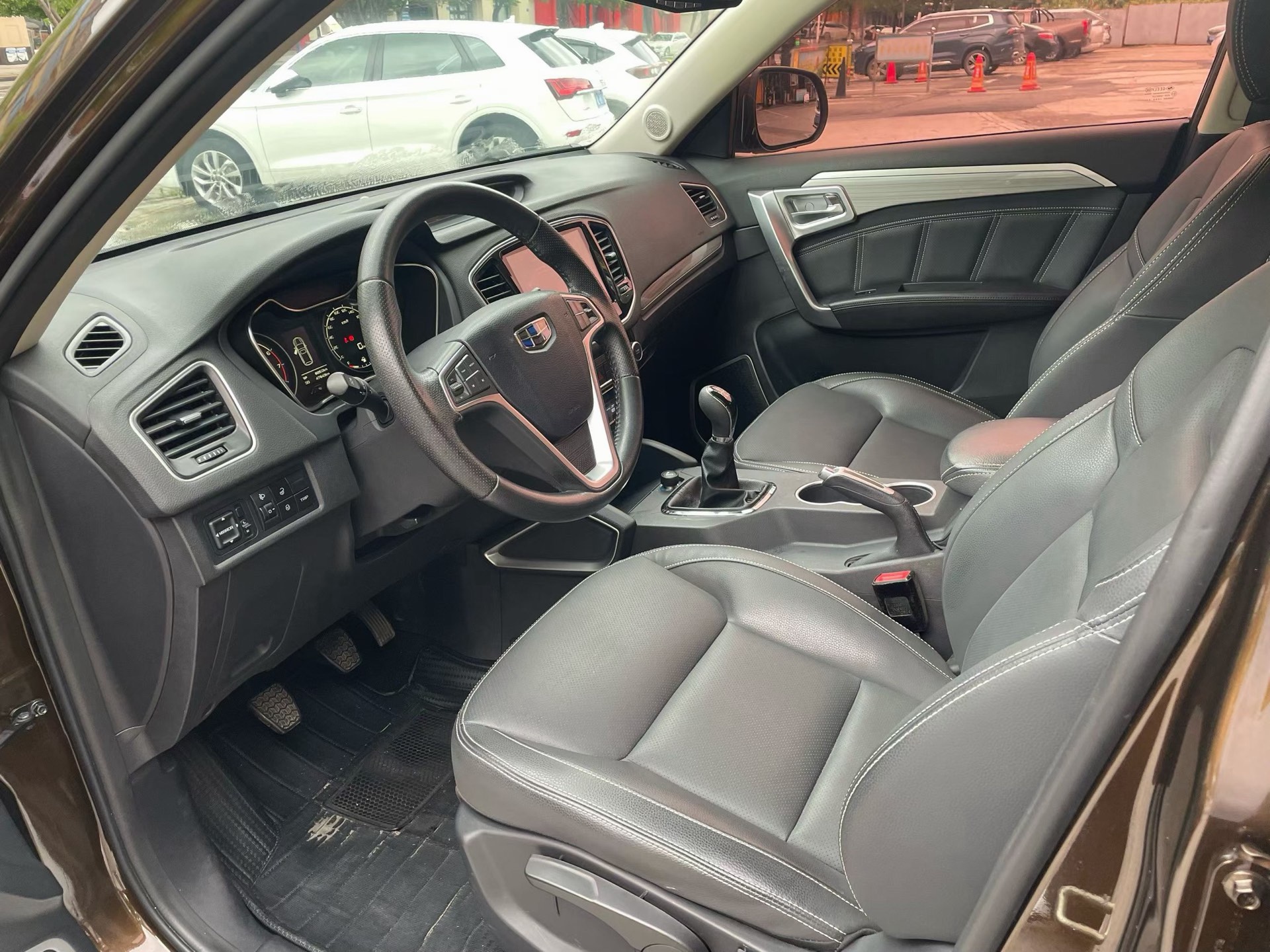 GEELY Vision X6 2017 car image #9