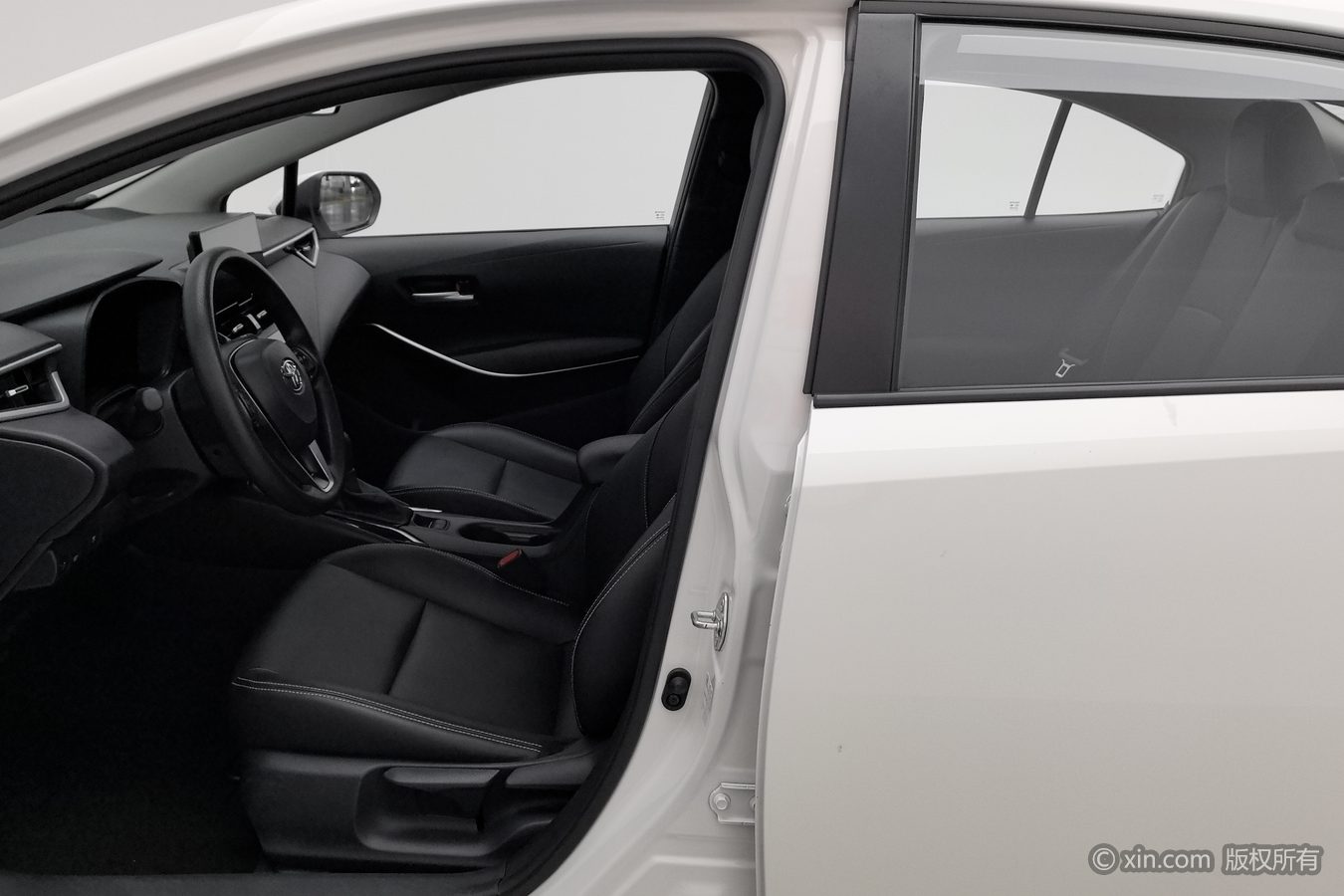 Toyota Corolla 2023 car image #10