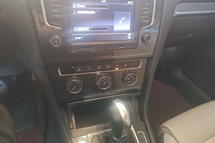 Volkswagen Golf 2017 #13 Volkswagen Golf 2017 car image #13