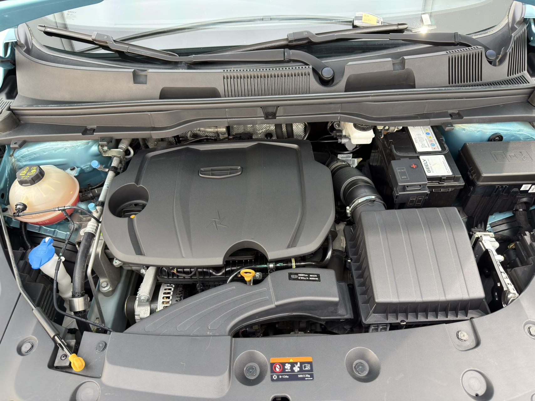 GEELY Coolray 2022 car image #2