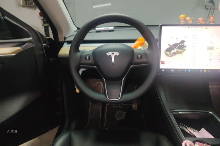 Tesla Model Y 2022 car image #12