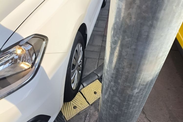 Volkswagen Santana 2019 car image #9