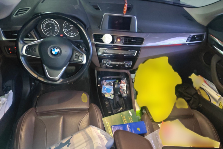 BMW X1 2018 immagine di auto #12