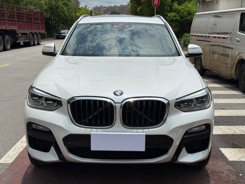 BMW X3 2018 #2 BMW X3 2018 car image #2