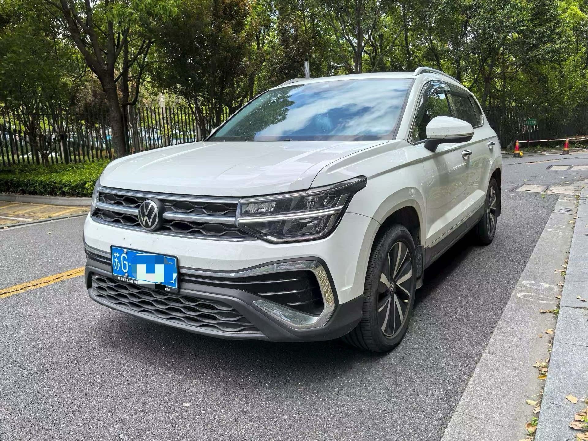 2024 2024 car image