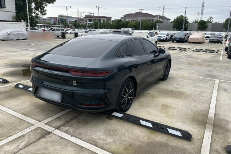 BYD Han 2022 car image #10