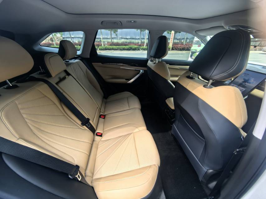 GEELY Boyue L 2023 imagem de carro #9