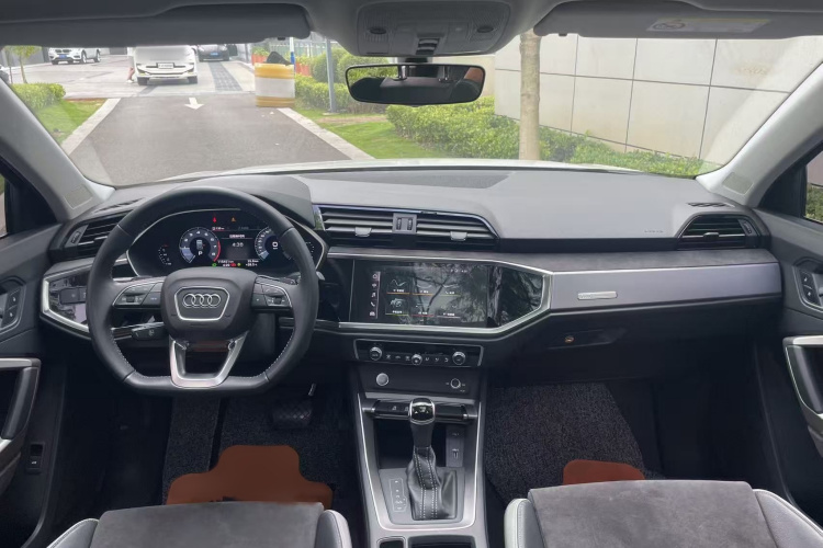 Audi Q3 2019 #9 Audi Q3 2019 immagine di auto #9