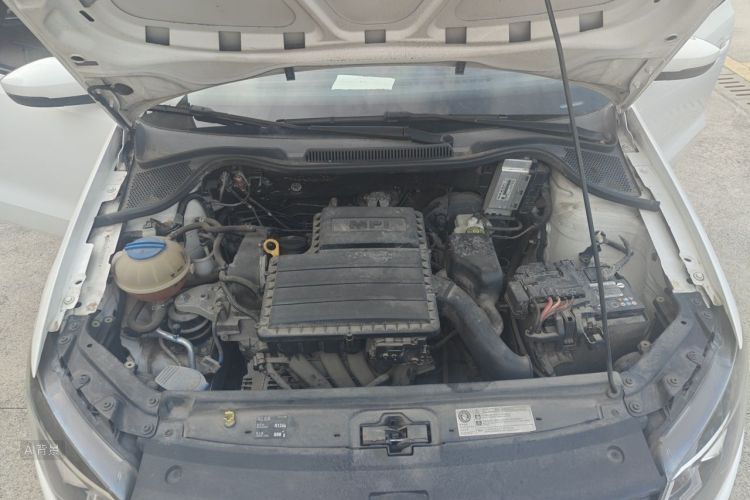 Volkswagen Polo 2016 car image #22