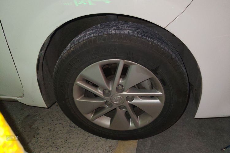 Toyota Corolla 2017 car image #9