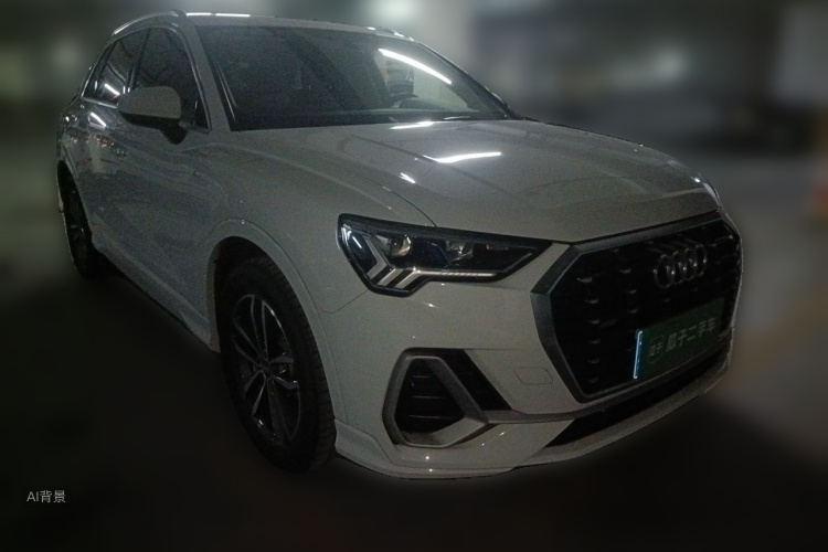 Audi Q3 2020 car image #4
