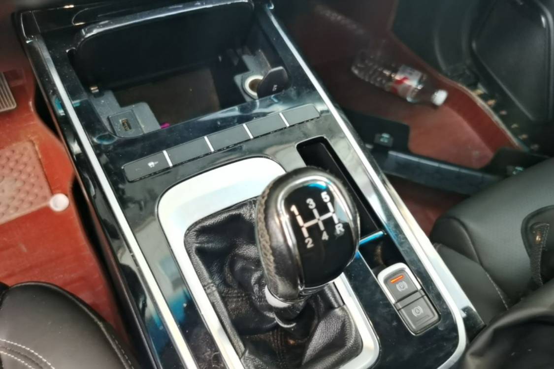 Jetour X70S 2019 #27 Jetour X70S 2019 car image #27