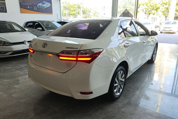 Toyota Corolla 2017 #7 Toyota Corolla 2017 car image #7