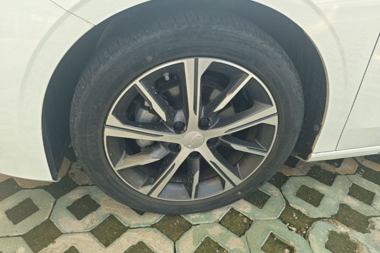 GEELY Emgrand 2024 #9 GEELY Emgrand 2024 car image #9