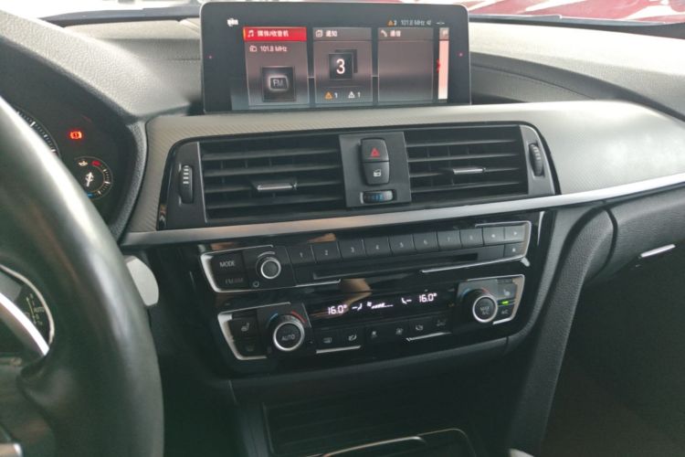 BMW 3 Series 2018 #17 BMW 3 Series 2018 car image #17