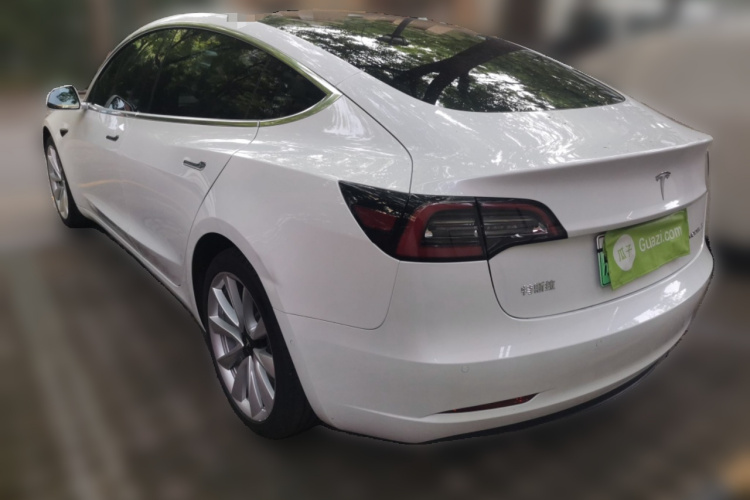 Tesla Model 3 2020 car image #5