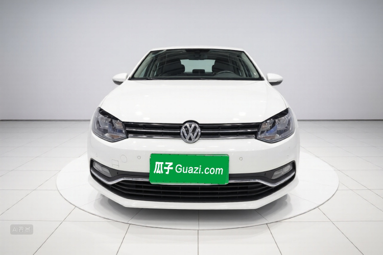 Volkswagen Polo 2016 car image #3