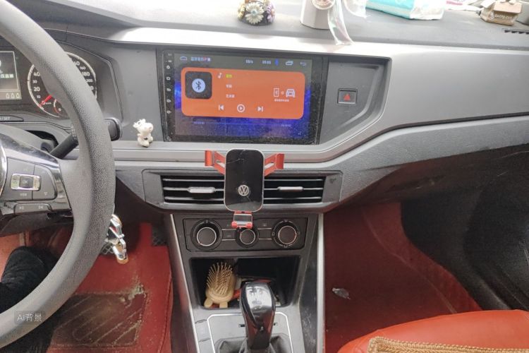 Volkswagen Polo 2019 car image #15