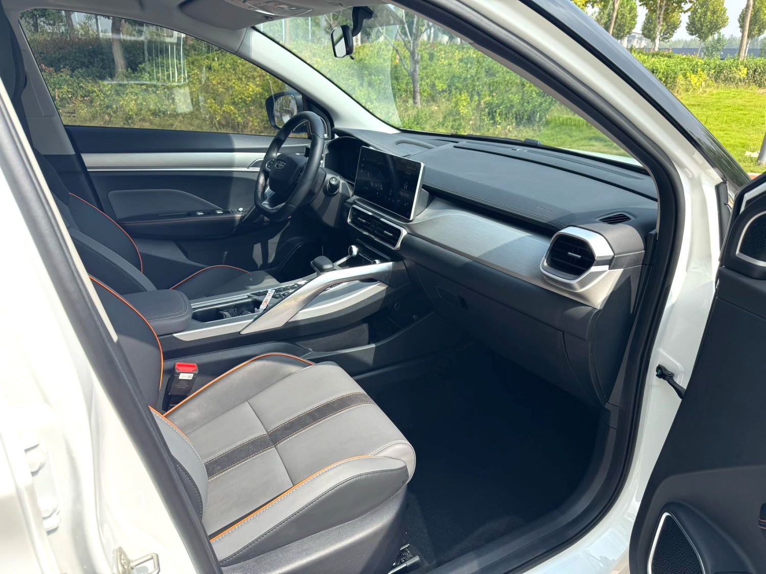 GEELY Coolray 2024 #4 GEELY Coolray 2024 immagine di auto #4