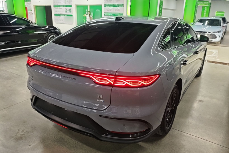BYD Han 2025 car image #5