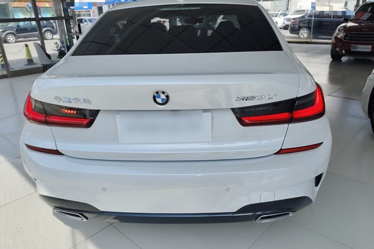 BMW 3 Series 2021 #6 BMW 3 Series 2021 car image #6