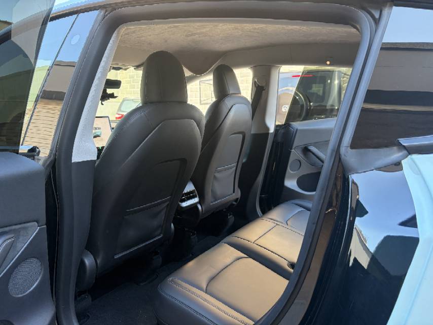 Tesla Model Y 2022 #10 Tesla Model Y 2022 car image #10