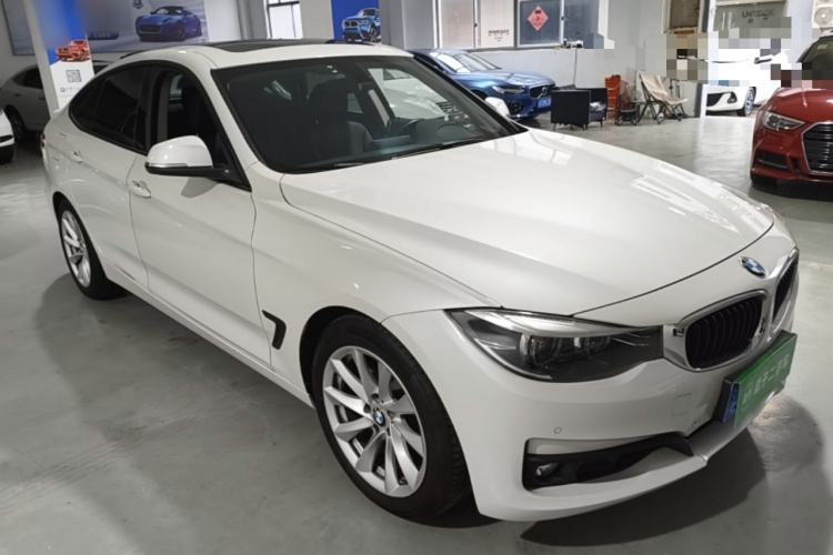 BMW 3 Series GT 2018 #4 BMW 3 Series GT 2018 car image #4