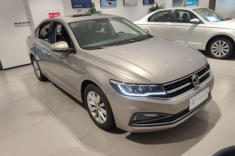 Volkswagen Bora 2019 #4 Volkswagen Bora 2019 car image #4