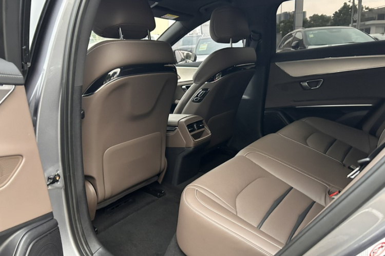 BYD Han 2021 #16 BYD Han 2021 car image #16