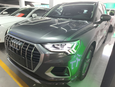 Audi Q3 2021 car image 