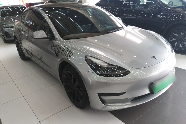 Tesla Model 3 2022 immagine di auto #4