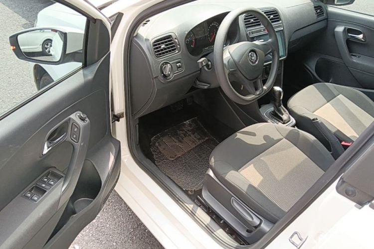 Volkswagen Polo 2019 #16 Volkswagen Polo 2019 car image #16