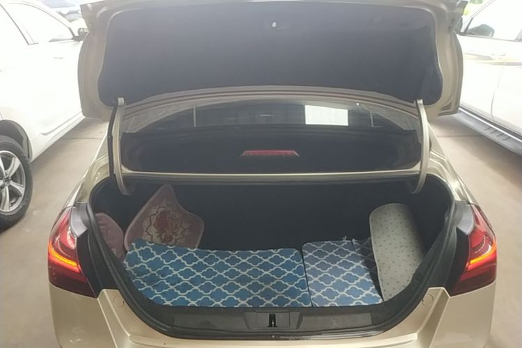 GEELY Emgrand 2020 #19 GEELY Emgrand 2020 car image #19
