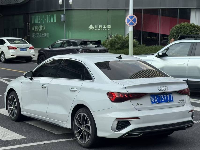 Audi A3 2022 car image #4