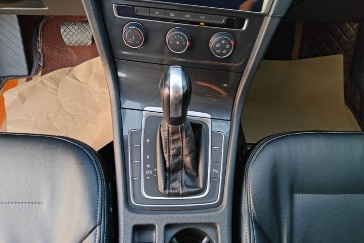 Volkswagen Golf 2017 #14 Volkswagen Golf 2017 car image #14