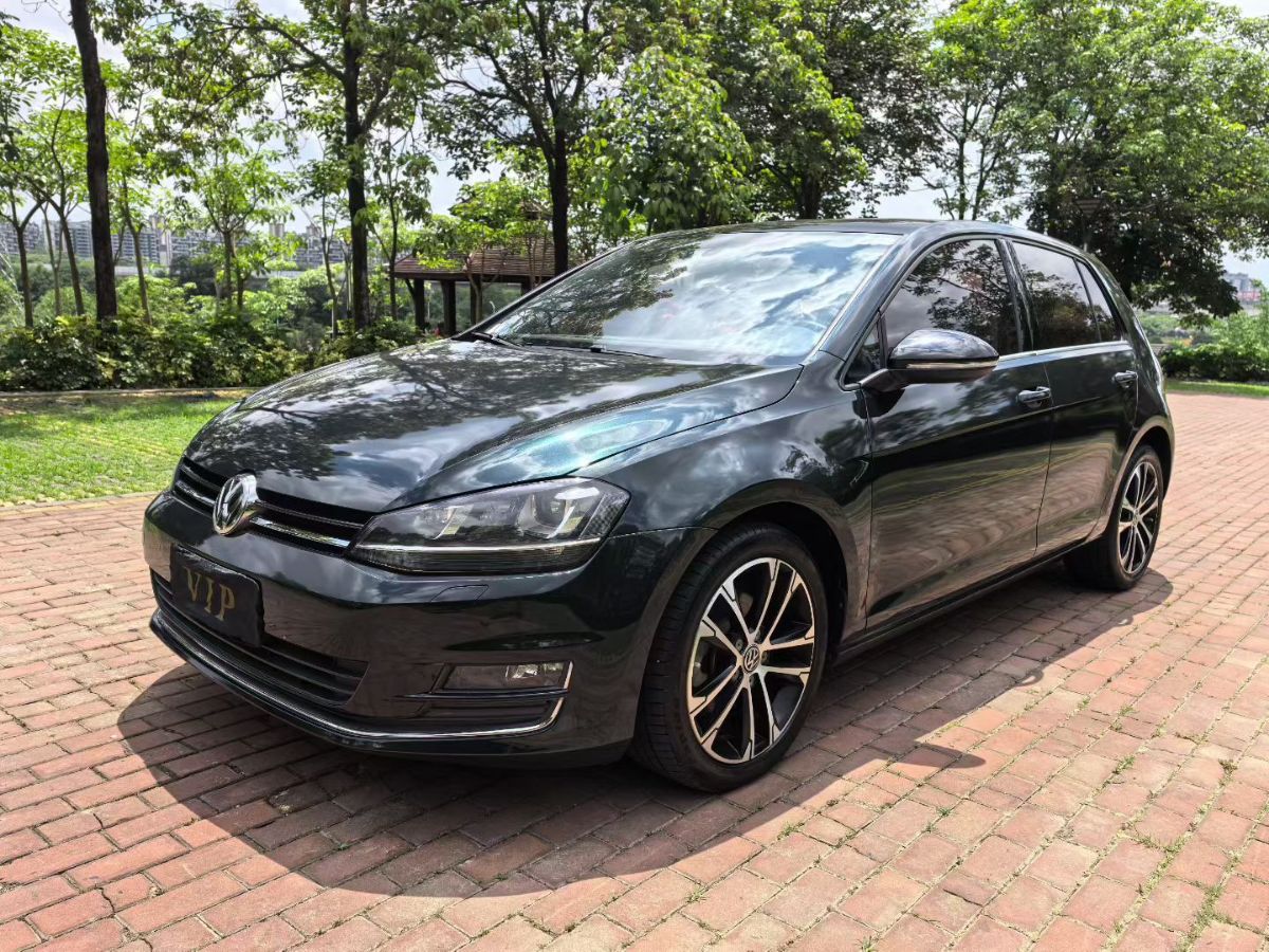 Volkswagen Golf 2015 Volkswagen Golf 2015 car image