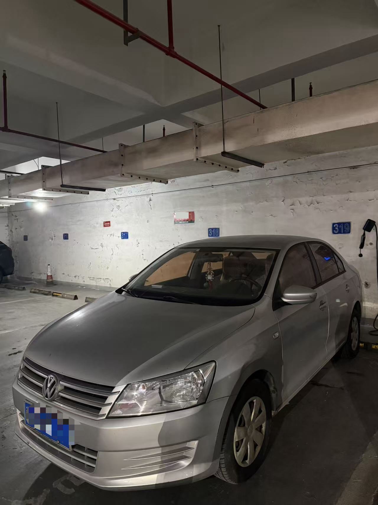 Volkswagen Santana 2014 car image 