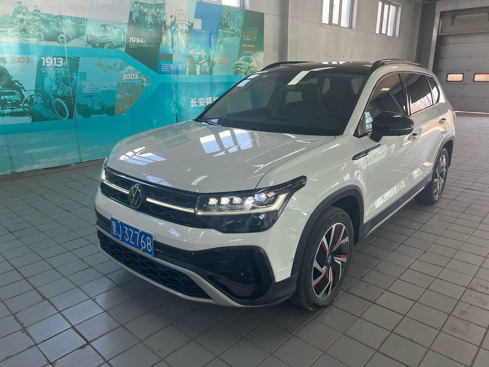2023 2023 immagine di auto
