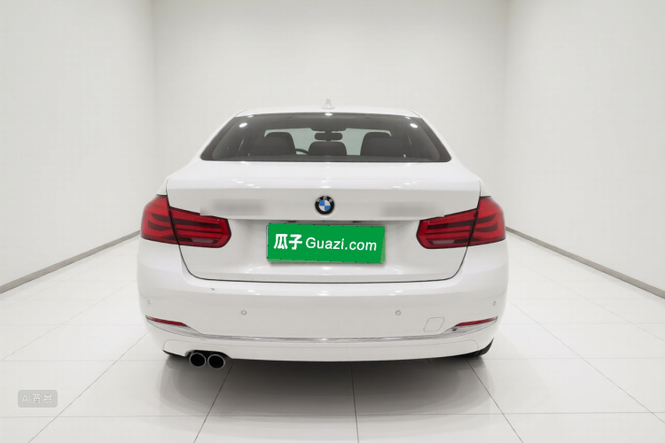 BMW 3 Series 2017 #6 BMW 3 Series 2017 car image #6