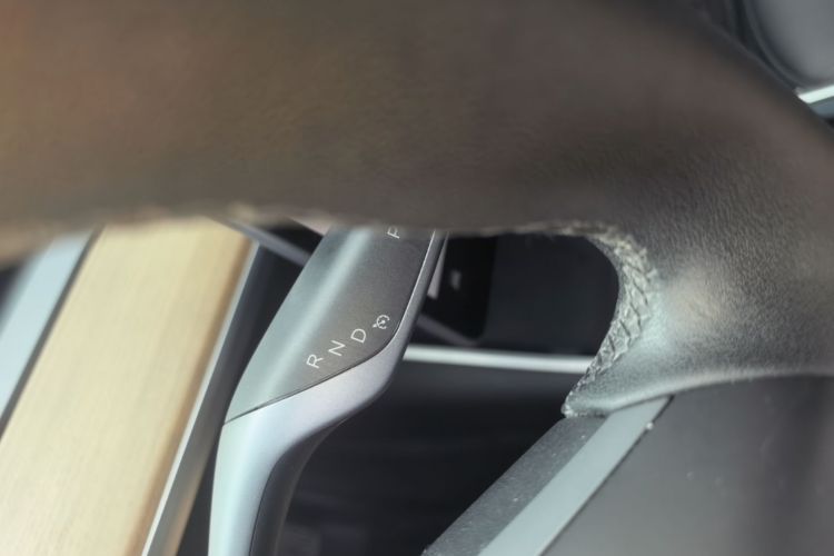Tesla Model 3 2020 immagine di auto #16