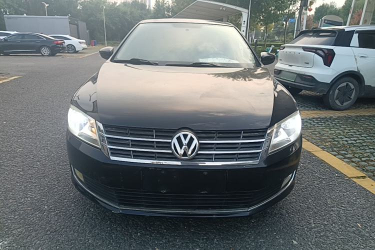 Volkswagen Lavida 2016 car image #3